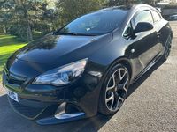 Used Vauxhall Astra GTC 280 HP (205 kW) 2015 Black Hatchback