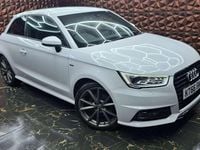 Usado Audi A1 Sportback Black Edition 116 CV (85 kW) 2017 Utilitario