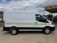 Usado Ford Transit 130 HP (95 kW) 2021 Branco