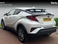 Used Toyota C-HR 122 HP (89 kW) 2022 White SUV