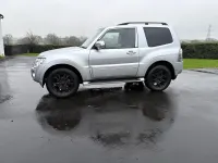 Used Mitsubishi Shogun Warrior 2014 Silver SUV