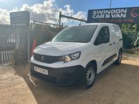 Used Peugeot Partner Premium 100 HP (73 kW) 2024 White MPV