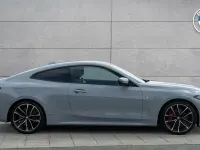 Usado BMW 420 M Sport 181 HP (133 kW) 2023 Cinzento Coupé
