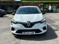 Used Renault Clio V Evolution 145 HP (106 kW) 2023 White Hatchback