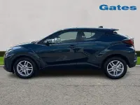 Second-hand Toyota C-HR 2023 Albastru SUV
