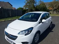 Used Vauxhall Corsa Design Edition 73 HP (53 kW) 2015 White Hatchback