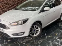 Used Ford Focus Zetec 125 HP (91 kW) 2016 White Hatchback