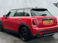 Used Mini Cooper Classic 134 HP (98 kW) 2021 Red Hatchback