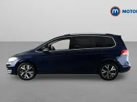 Used VW Touran SEL 150 HP (110 kW) 2025 MPV
