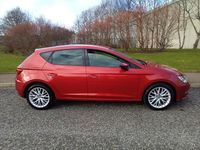 Used Seat Leon SE Dynamic 2019 Red Hatchback