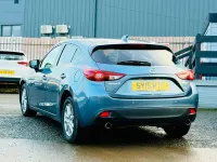 Used Mazda 3 120 HP (88 kW) 2015 Blue Hatchback