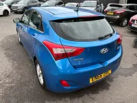 Used Hyundai i30 SE 110 HP (80 kW) 2016 Blue Hatchback