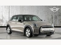 Usado Mini Cooper Classic 134 CV (98 kW) 2022 Gris Utilitario