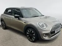 Begagnad Mini Cooper Exclusive 136 HK (100 kW) 2020 Silver Halvkombi