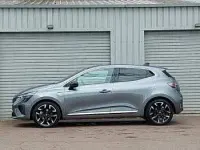 New Renault Clio V Techno 143 HP (105 kW) 2025 Grey Hatchback