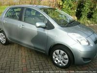 Begagnad Toyota Yaris 2009 Halvkombi