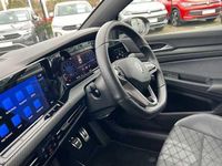 Second-hand VW Golf VIII 130 CP (95 kW) 2023