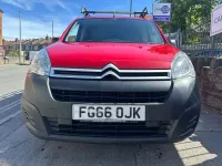 Used Citroën Berlingo 100 HP (73 kW) 2016 Red MPV