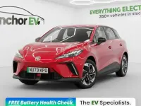 Usado MG MG4 EV SE 125 kW (170 HP) 2023 Vermelho Citadino