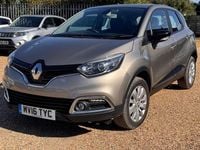 Used Renault Captur Expression+ 90 HP (66 kW) 2016 Beige SUV