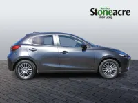 Usado Mazda 2 Inclusive 88 HP (64 kW) 2023 Cinzento Citadino