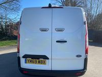 Used Ford Transit Custom 105 HP (77 kW) 2020 White Van