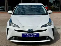 Used Toyota Prius Active 122 HP (89 kW) 2020 White Hatchback