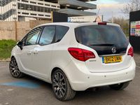 Używany Vauxhall Meriva Edition 100 KM (73 kW) 2012 Biały Minivan