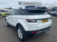 Used Land Rover Range Rover evoque SE 150 HP (110 kW) 2018 White Coupe