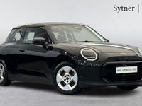 Usado Mini Cooper Hatch 133 kW (181 CV) 2024 Negro Utilitario