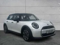 Used Mini Cooper S Hatch 201 HP (147 kW) 2025 White Hatchback