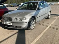 Usado BMW 318 Compact 2003 Plateado Utilitario