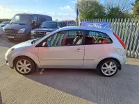 Used Ford Fiesta Zetec 2008 Silver Hatchback