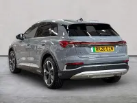 Second-hand Audi Q4 e-tron S-Line 210 kW (286 CP) 2026 Gri SUV
