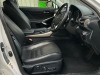 Used Lexus IS300h 2014 White Sedan