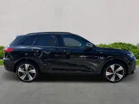 Begagnad Audi Q5 Advanced 268 HK (197 kW) 2025 Svart SUV