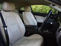 Używany Jaguar XKR 510 KM (375 kW) 2011 Czarny Coupe