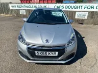Używany Peugeot 208 Active 68 KM (50 kW) 2015 Srebrny Hatchback