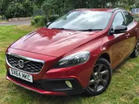 Used Volvo V40 2014 Red Hatchback