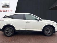 Used Nissan Qashqai Acenta Premium 155 HP (114 kW) 2022 White SUV