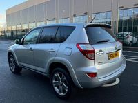 Used Toyota RAV4 SR 150 HP (110 kW) 2011 Silver SUV