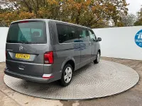 Second-hand VW Transporter SE 148 CP (108 kW) 2022 Gri Van