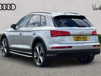 Begagnad Audi Q5 Comfort 241 HK (177 kW) 2019 Silver SUV