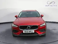 Used Volvo V60 CC 197 HP (144 kW) 2021 Red Estate