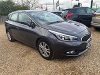 Usado Kia Ceed 2014 Prateado Citadino