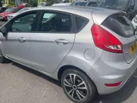 Used Ford Fiesta 70 HP (51 kW) 2011 Silver Hatchback