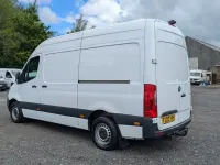 Used Mercedes Sprinter Progressive 170 HP (125 kW) 2023 White Van