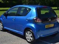 Used Toyota Aygo 68 HP (50 kW) 2010 Blue Hatchback