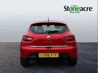 Used Renault Clio Dynamique 90 HP (66 kW) 2016 Red Hatchback