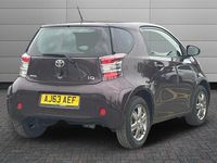 Used Toyota iQ 68 HP (50 kW) 2014 Deep amethyst Hatchback